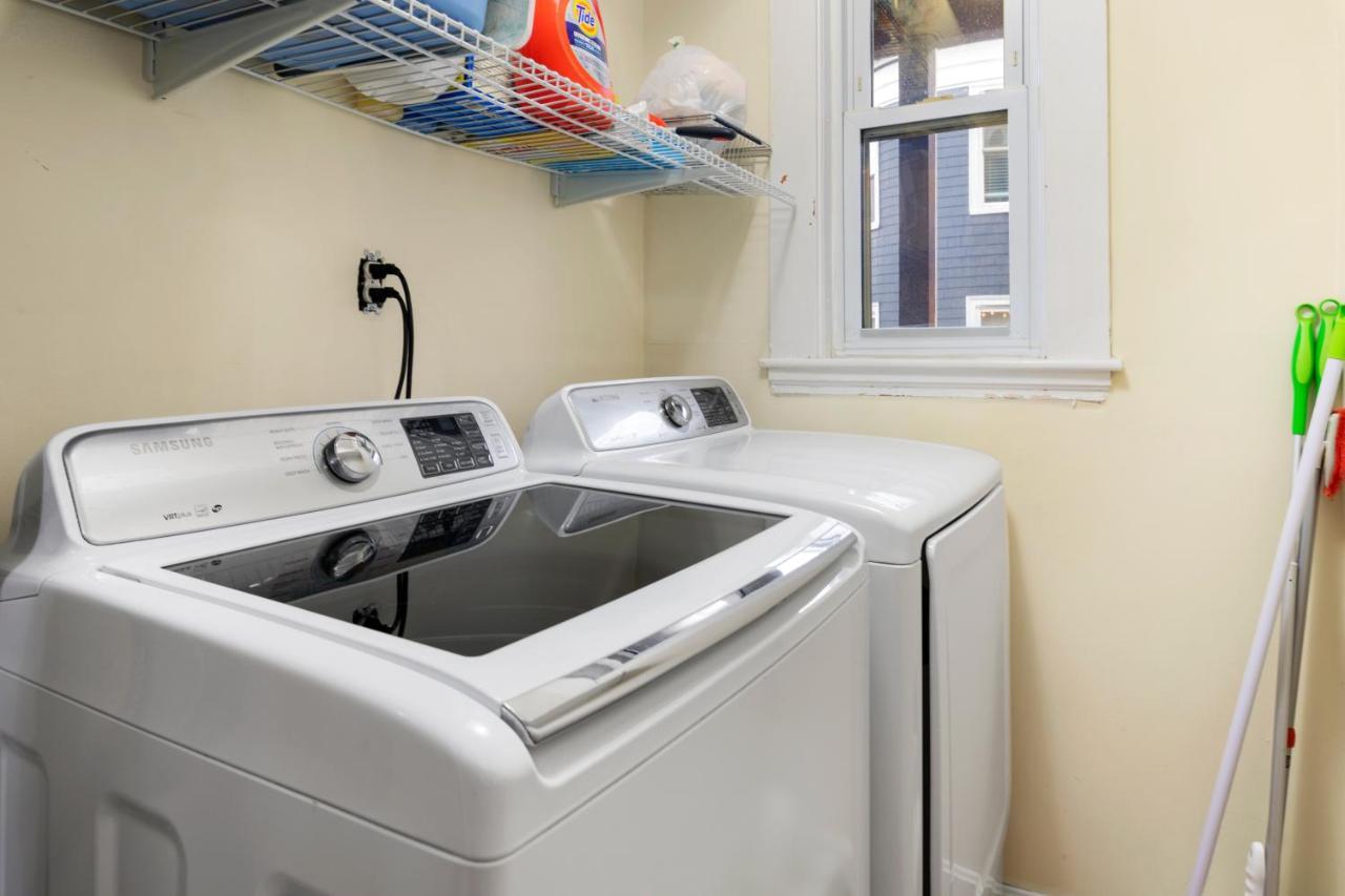 Bright & Spacious 2Br Apartment, Mins From Downtown Boston, Parking Eksteriør bilde