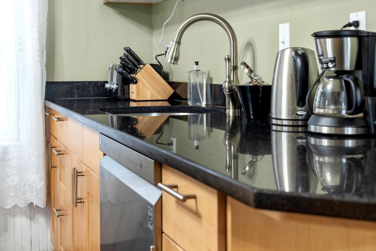 Bright & Spacious 2Br Apartment, Mins From Downtown Boston, Parking Eksteriør bilde