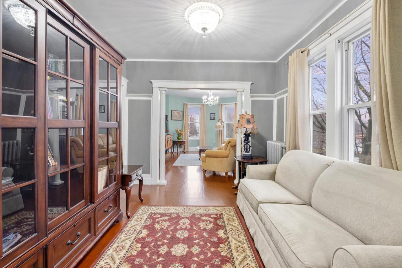 Bright & Spacious 2Br Apartment, Mins From Downtown Boston, Parking Eksteriør bilde